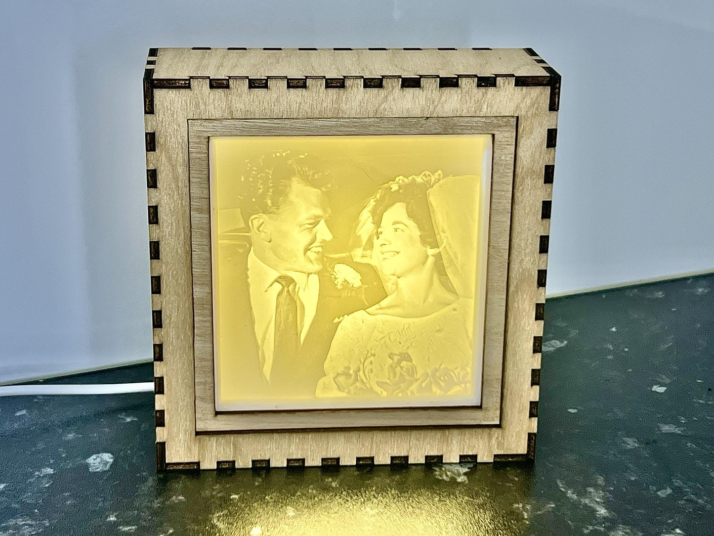 Turn your old photos into a USB Night Light, Engraved Lithophane