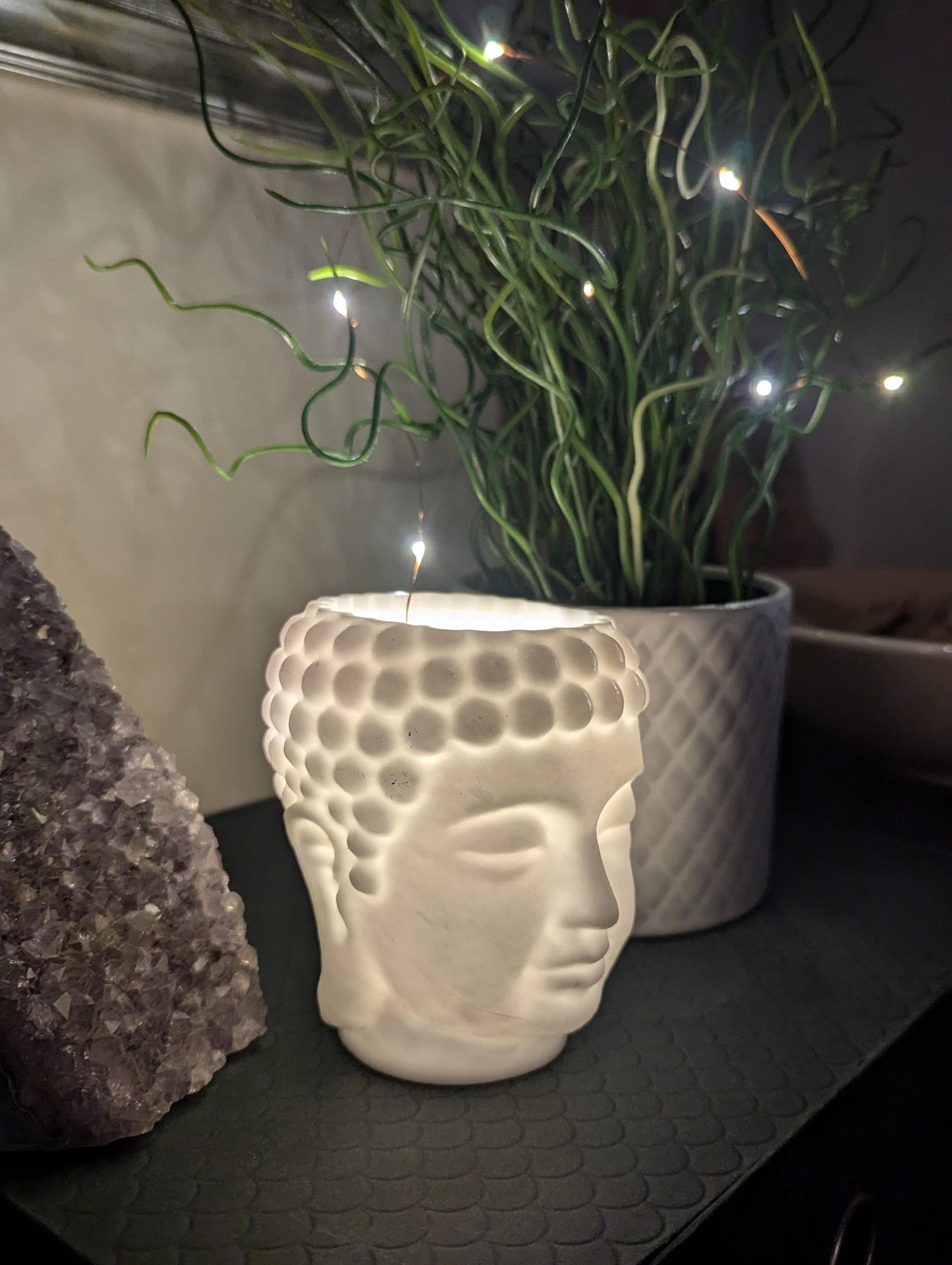 Buddha Night Light, Battery Powered, Meditation and Tranquility Cosy Ornamental Lamp