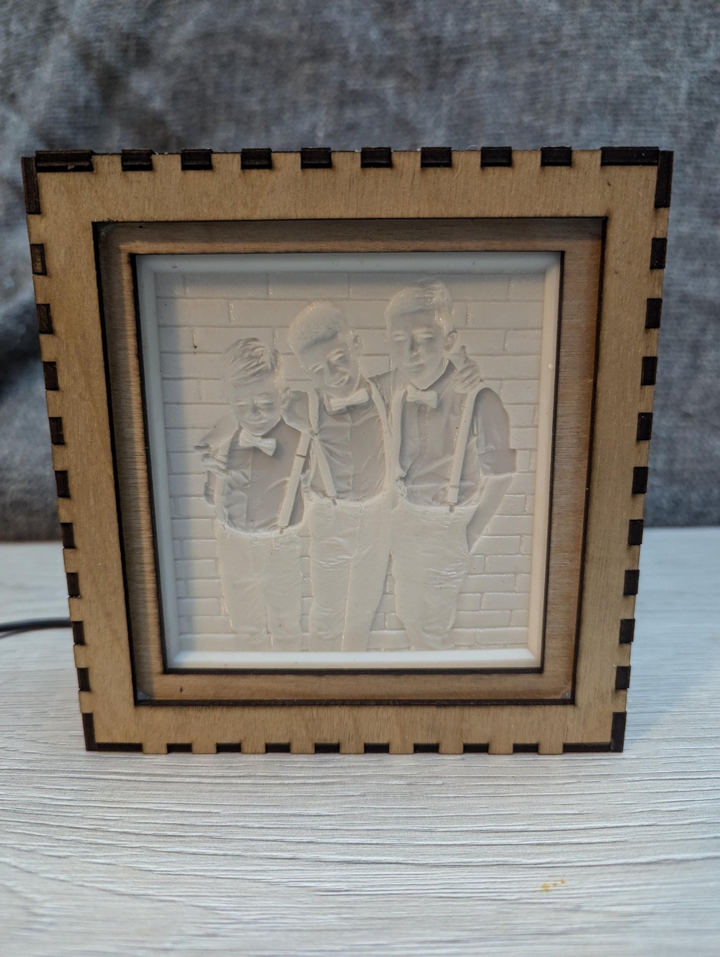 Turn your old photos into a USB Night Light, Engraved Lithophane