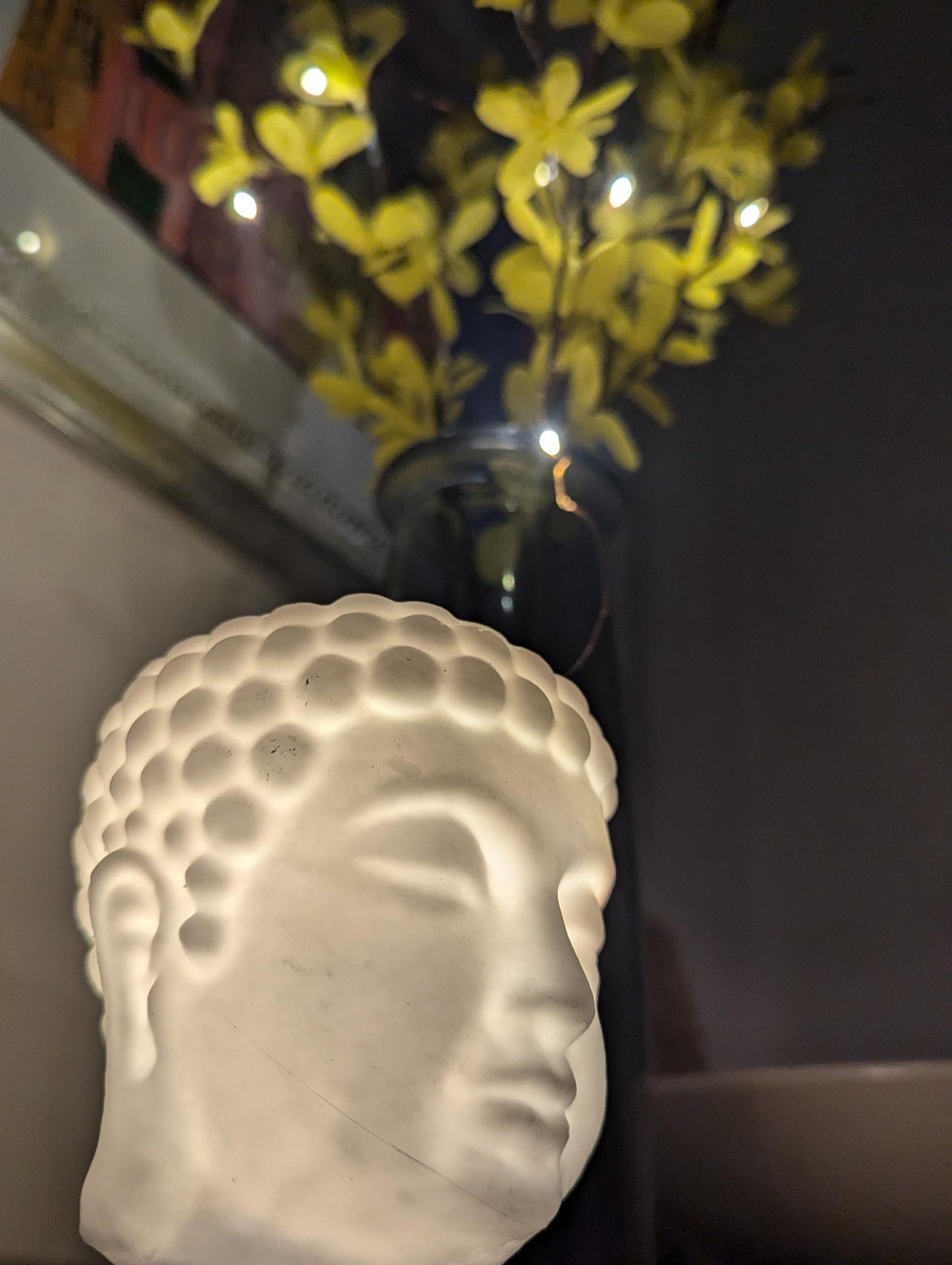 Buddha Night Light, Battery Powered, Meditation and Tranquility Cosy Ornamental Lamp